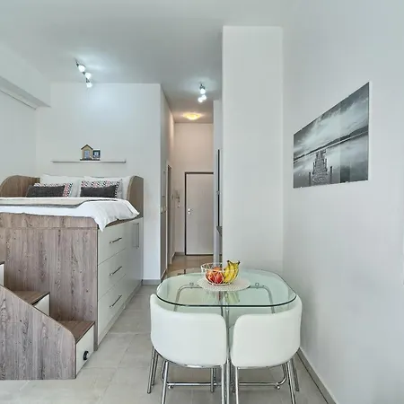 Modern Apartments With Sea View 150 Meters To Beach Kaštela Zewnętrze zdjęcie